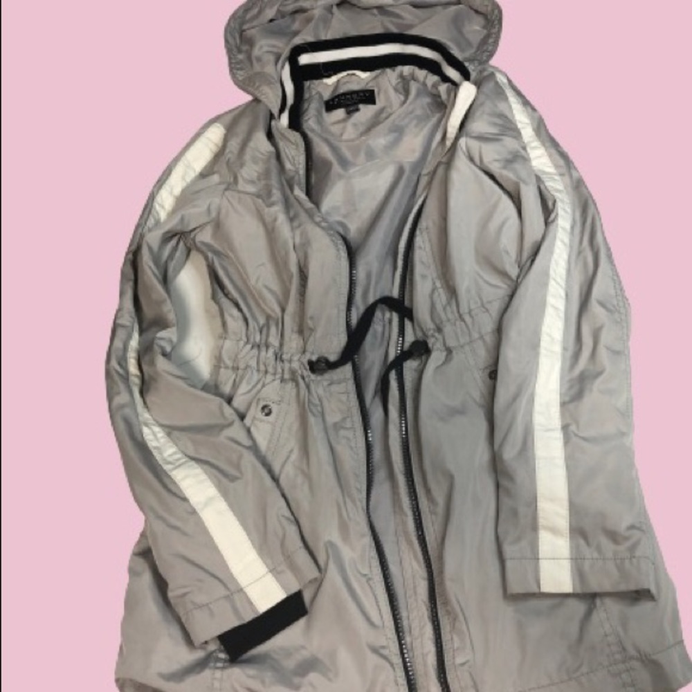 Laundry XS Womens Windbreaker/water resistant jacket| Gray
